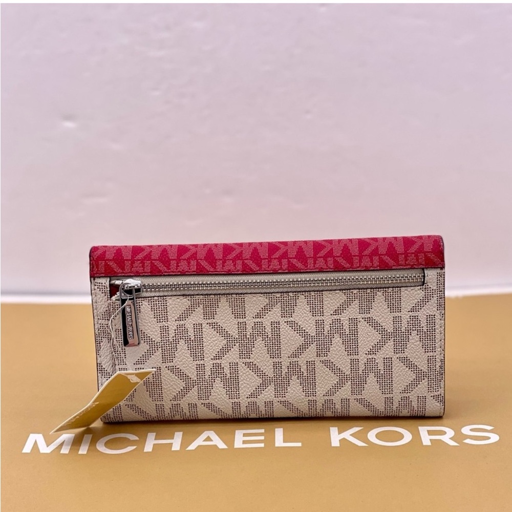 MICHAEL KORS Jet Set Travel Signature
Logo Tri-Fold Wallet DARK RASPBERRY MULTI - Picture 6 of 9